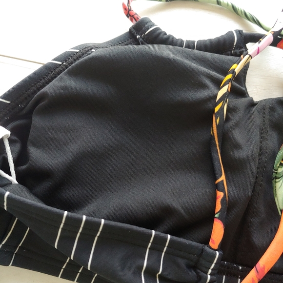 O'Neill NEW girls Tropical Keyhole Tankini Swimsuit Set - Picture 6 of 16